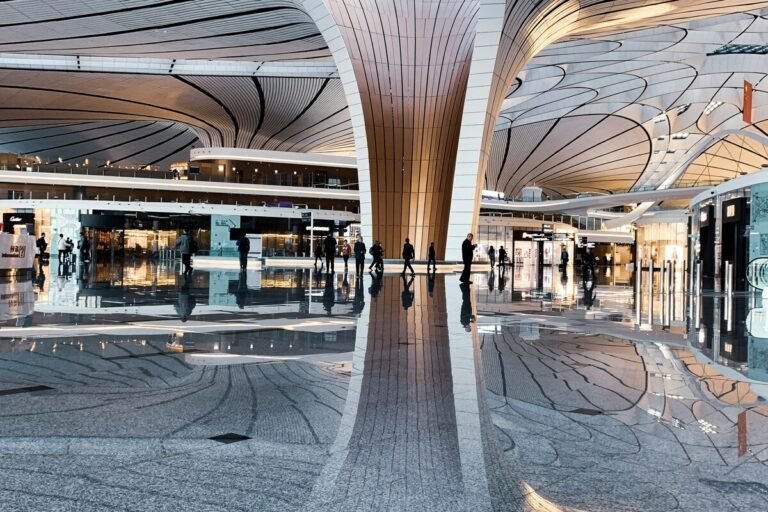 richard-lee-zeabZRKeJ3E-unsplash_cropped